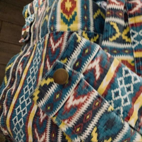 Tinseltown cropped Aztec inspired denim jean jacket size large. See measurements - Picture 8 of 12